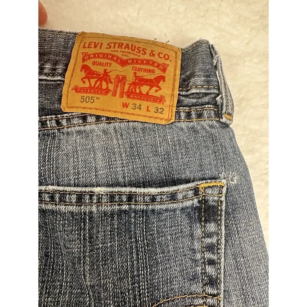 Levis 505 Jeans Men's 34x32 (Fits 35x31) Blue Denim Regular Fit‎ Straight Leg